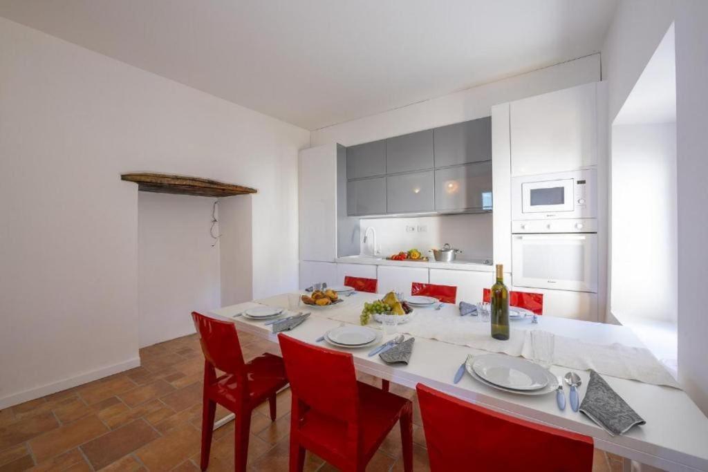 Poolside Apartment Cristina Беллано Екстер'єр фото