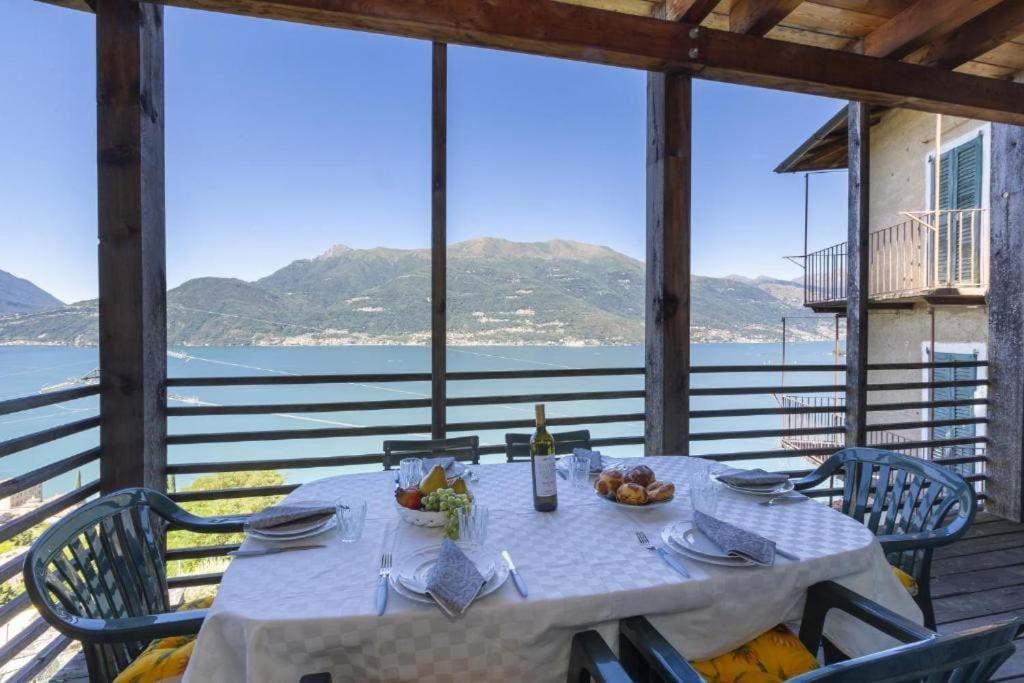 Poolside Apartment Cristina Беллано Екстер'єр фото
